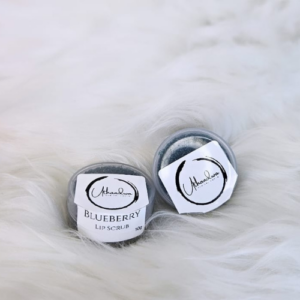 Uthandwa lip scrub